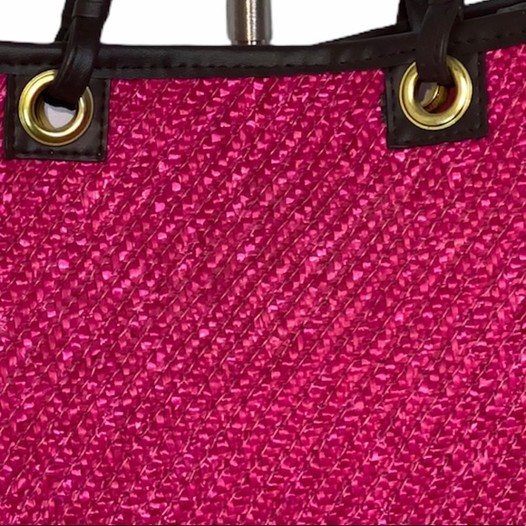 Fuchsia Small Straw Shoulder Bag NWOT - Picture 5 of 5